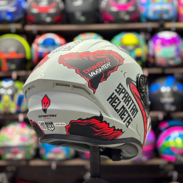 CASCO CERTIFICADO SPARTAN DRAKEN LAUGHTER – COMBO VISOR TRANSPARENTE + VISOR DE COLOR + PELÍCULA ANTIEMPAÑANTE - Imagen 4