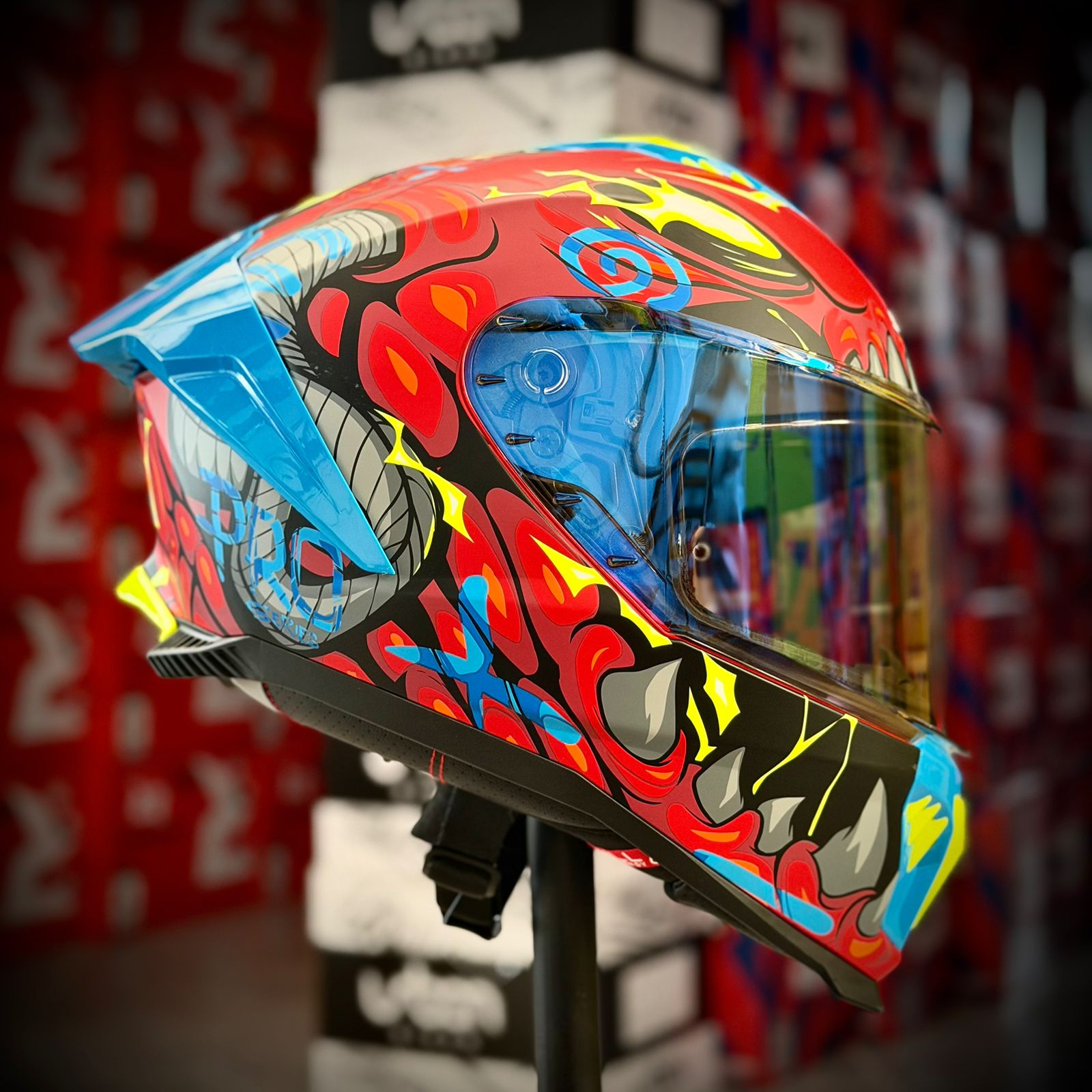 CASCO CERTIFICADO SHAFT PROSERIES 611 – EDICIÓN DRAKON - Imagen 4