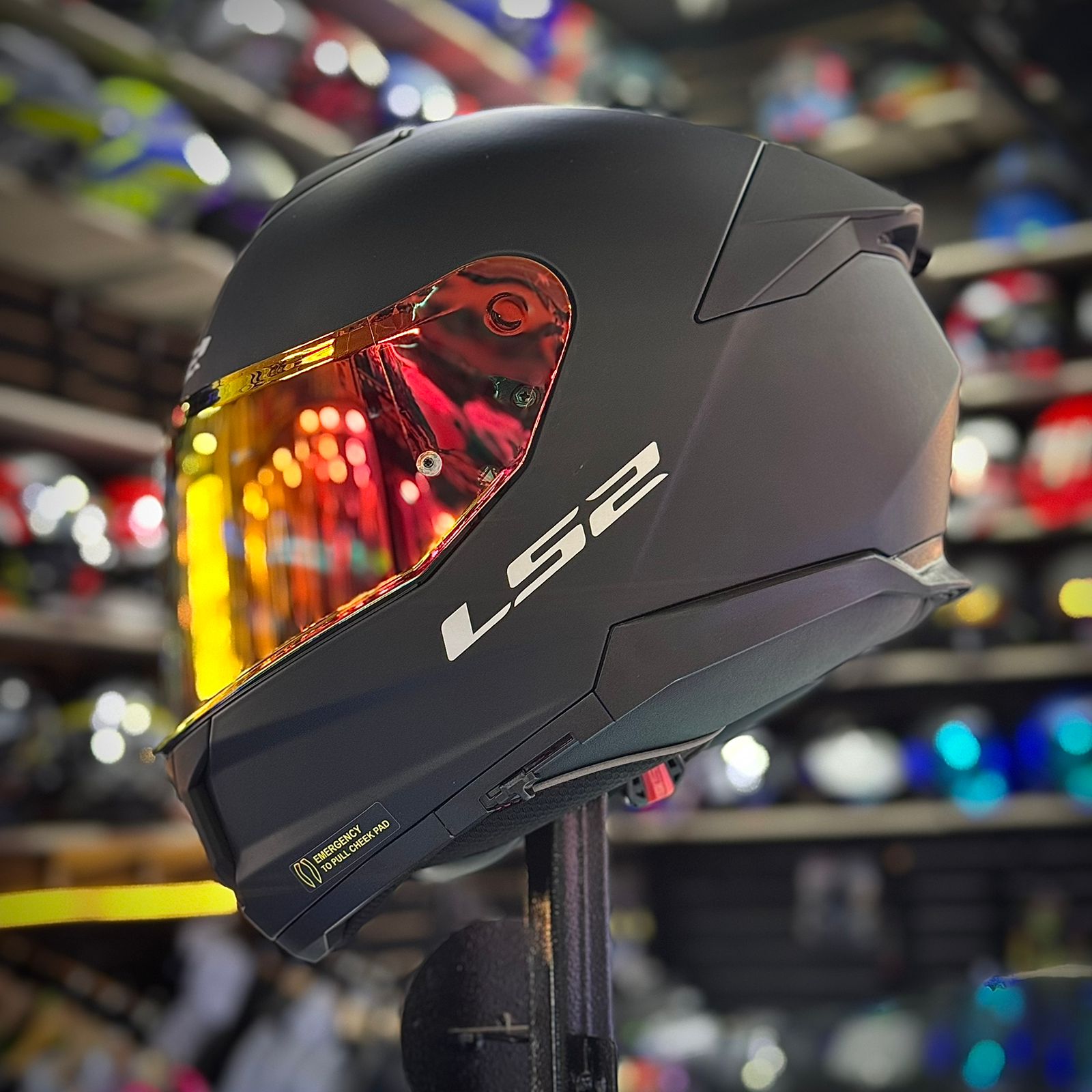 CASCO CERTIFICADO LS2 STREAM II – EDICIÓN BLACK