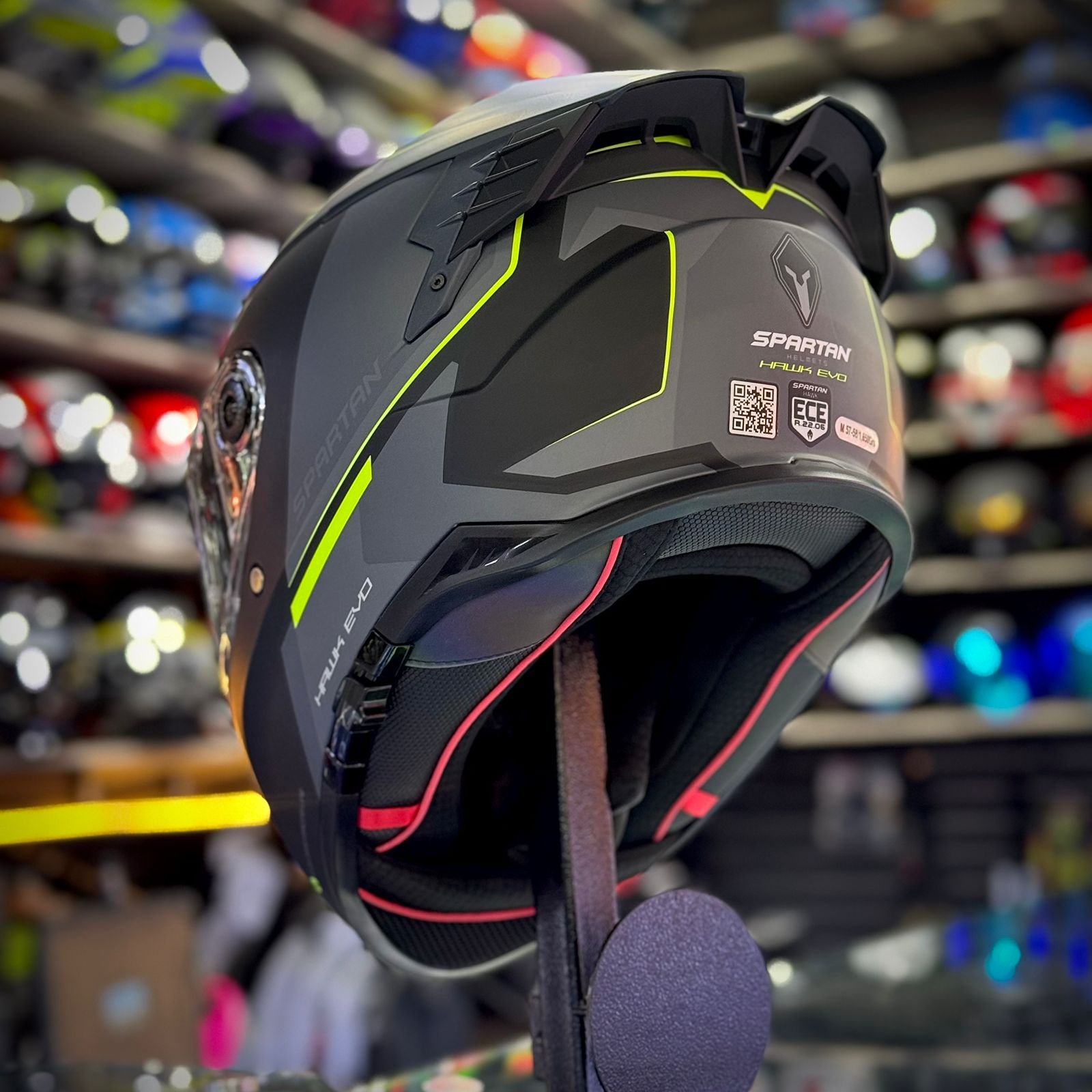 CASCO CERTIFICADO SPARTAN HAWK EVO - Imagen 2