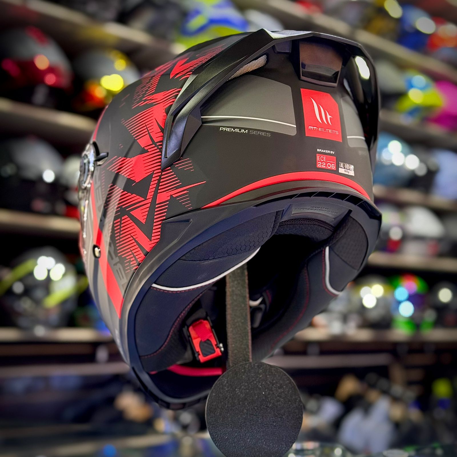 CASCO CERTIFICADO MT BRAKER SV- EDICIÓN CHARM - Imagen 2