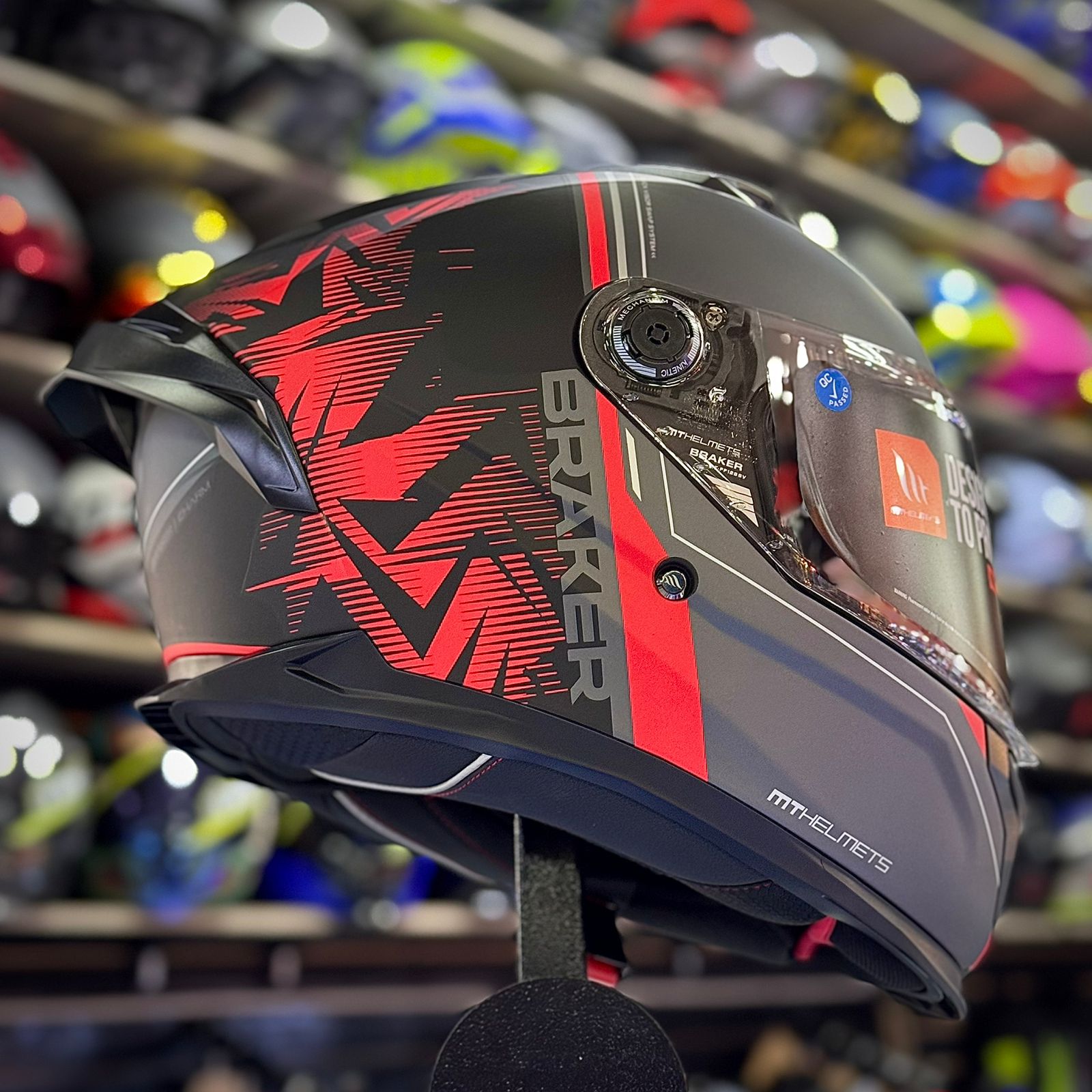 CASCO CERTIFICADO MT BRAKER SV- EDICIÓN CHARM - Imagen 4