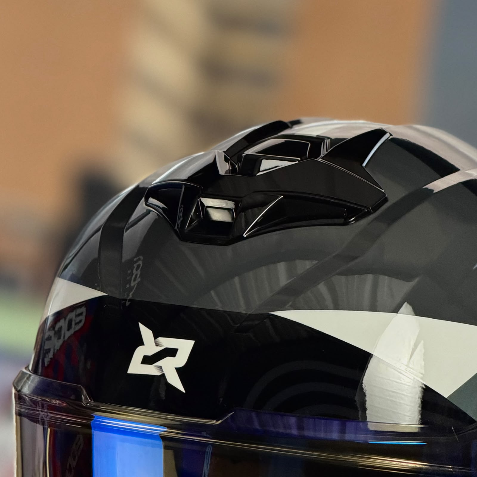 CASCO CERTIFICADO X-SPORTS CYBER GRAY CON VISOR FOTOCROMÁTICO + INTERCOMUNICADOR Q08 - Imagen 12
